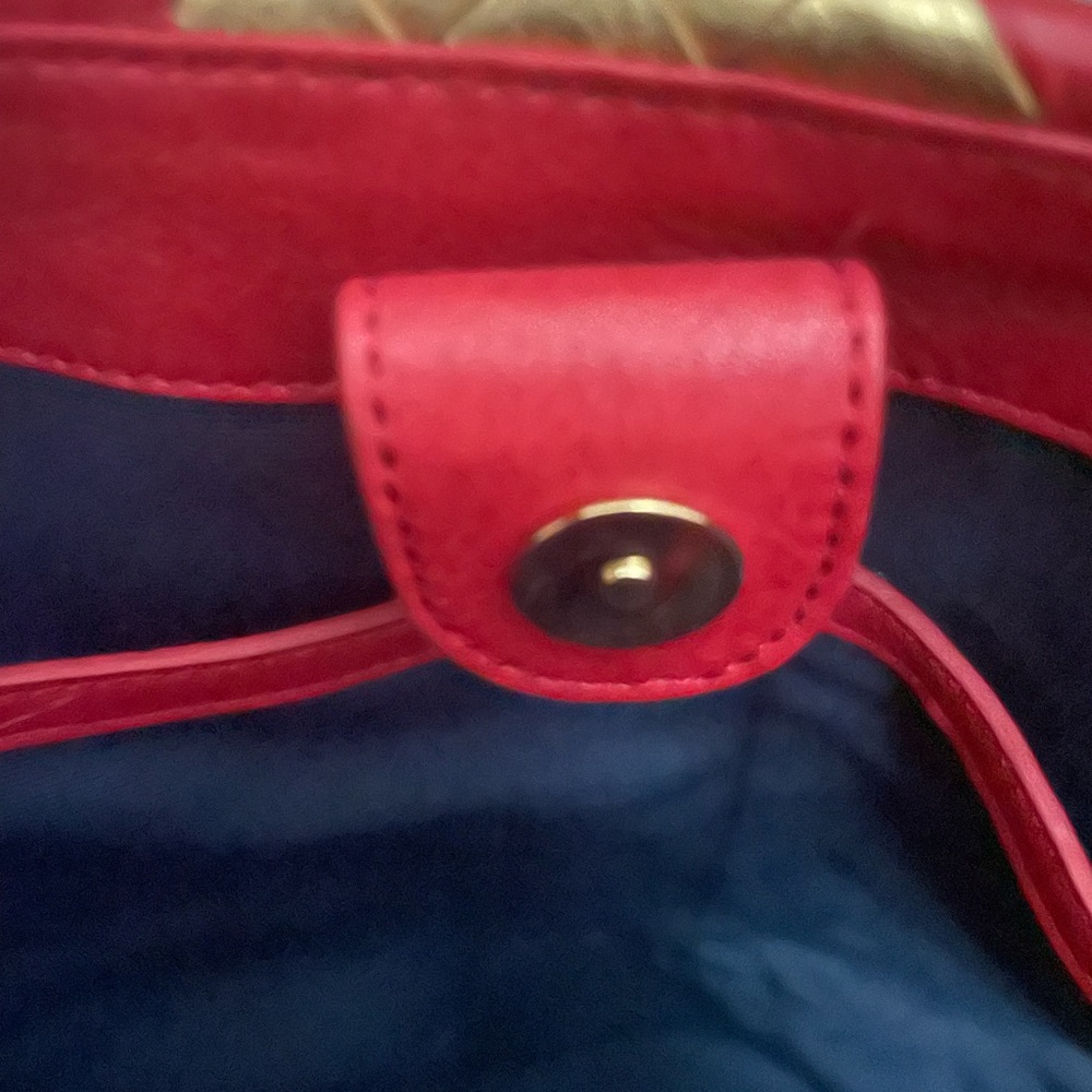 Red leather bag soft and light weight NEW - Picture 9 of 11